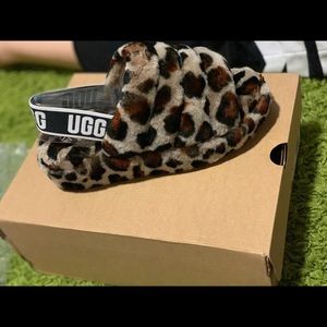 W FLUFF YEAH SLIDE LEOPARD